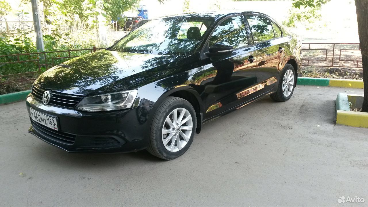 Volkswagen Jetta 1.6 AT, 2013, седан