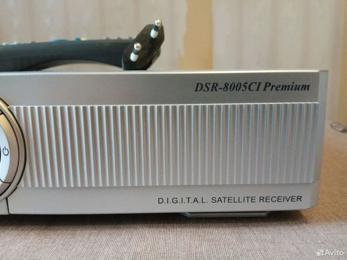 как обновить голден интерстар dsr-8005ci через спутник