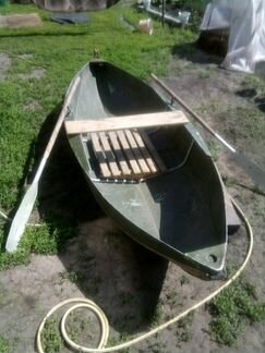 Лодка алюминиевая восьми клинка