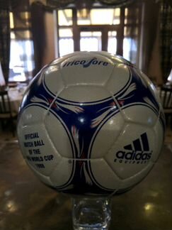 Футбольный мяч 1998