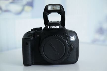 Продаю Фотоаппарат Canon 650d