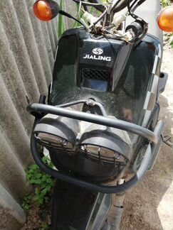 Продам скутер jialing 50qt(Не заводиться)