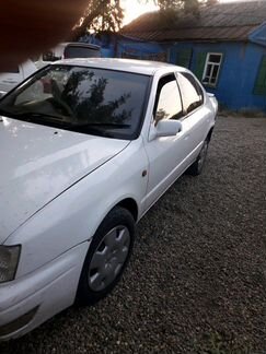 Toyota Camry 1.8 AT, 1995, седан, битый