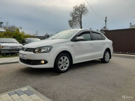 Volkswagen Polo 1.6 AT, 2014, седан