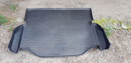 Коврик в багажник Toyota RAV4 2013-15 неровный пол