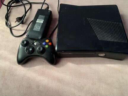 Xbox 360 S console Model 1439