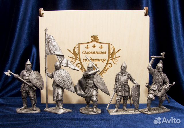 Оловянные солдатики / набор оловянных солдатиков