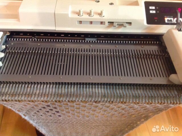 Японская вязальная машина Бразер Brother KH кн 940 Японская вязальная машина Бразер Brother KH кн 940