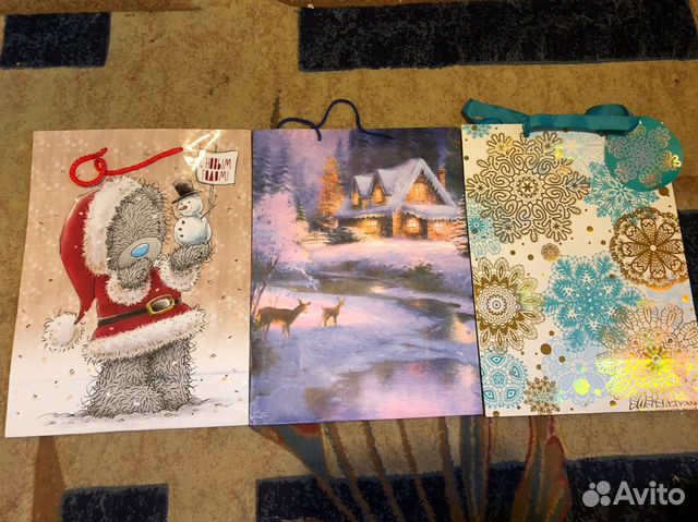 Новогодние подарочные бумажные пакеты средние