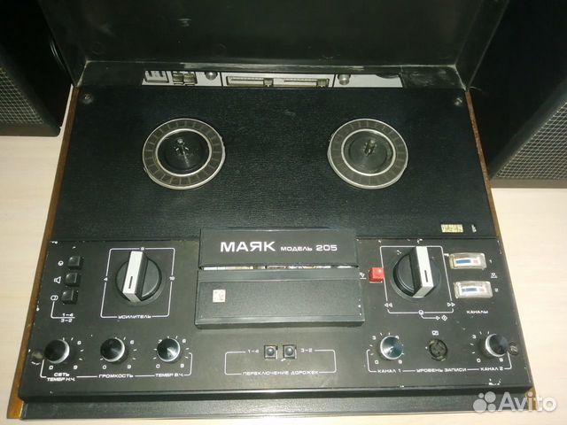 Магнитофон катушечный Маяк 205