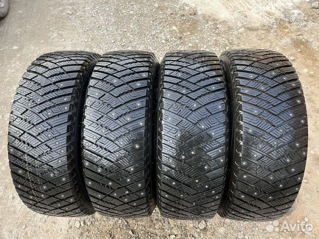 Goodyear UltraGrip Ice Arctic SUV 235/55 R19