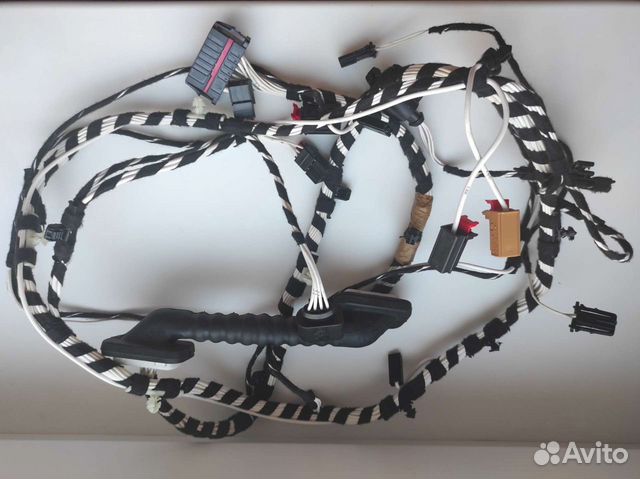 Жгут проводов двери багажника VW Tiguan I