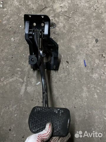 Педаль тормоза mercedes W220