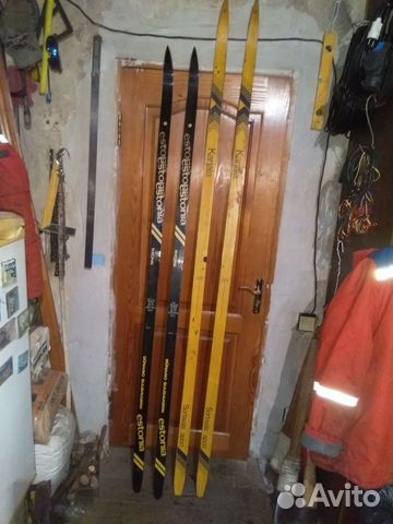 Винтажные лыжи СССР с хранения