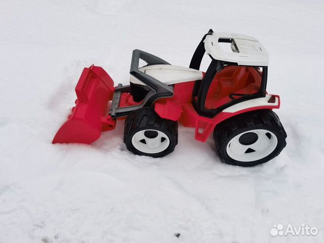 Детский трактор большой