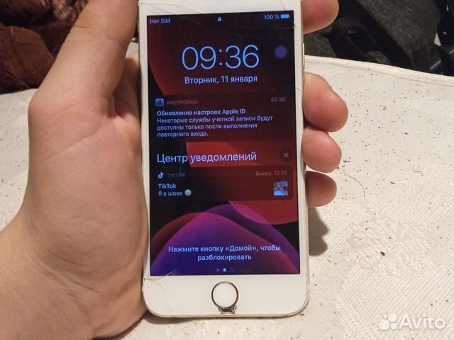 Телефон iPhone 6s