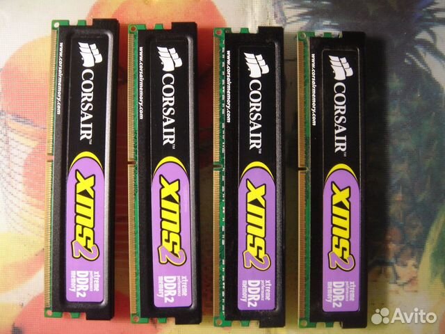 Память DDR2 corsair Extreme 4 Gb (4шт по 1 Gb)