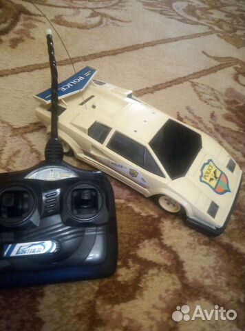 Машина радио