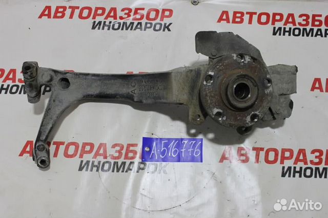 Кулак поворотный передний правый для Volkswagen Pa