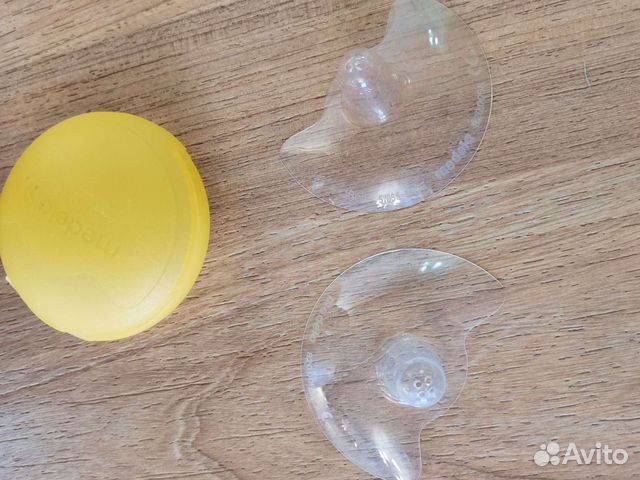 Накладки на грудь medela