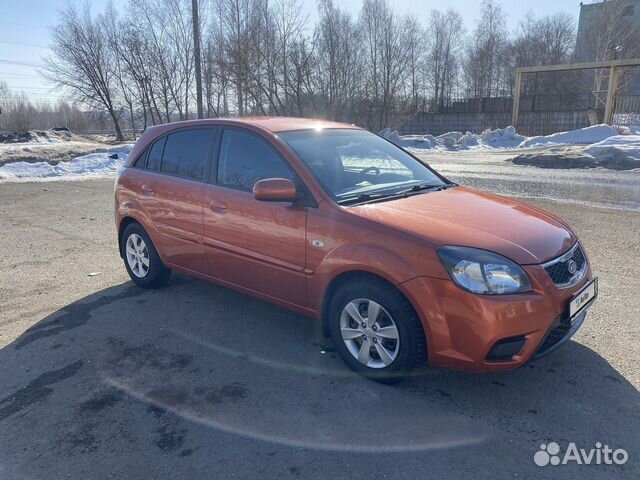 Kia Rio 1.4 AT, 2010, 121 000 км