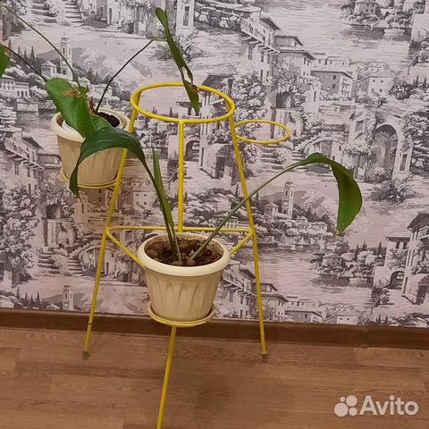 Подставка для цветов, аквариума