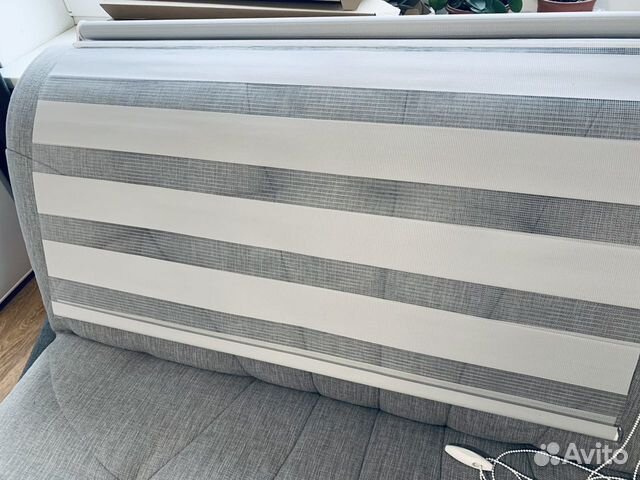 Новая рулонная штора «день ночь»