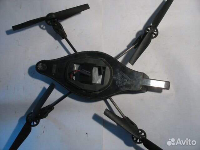 Квадрокоптер Parrot Ar.Drone 1