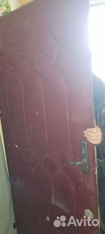 Дверь входная металлическая б/у