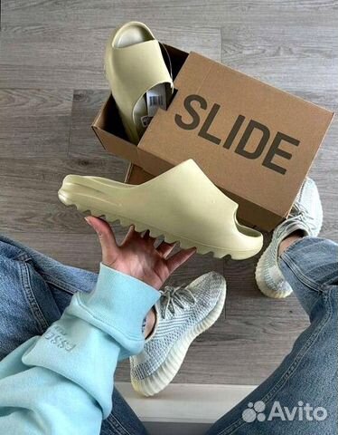 Шлёпанцы : Сланцы Adidas Yeezy Slide