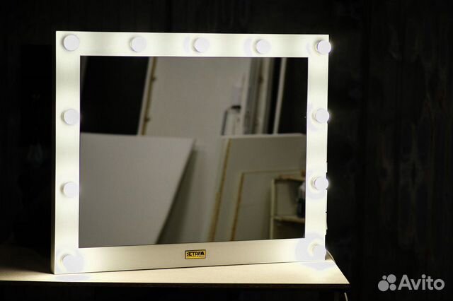 Зеркала чебоксары купить. Зеркало маникюрное с подсветкой своими руками. Как сделать зеркало с лампочками своими руками.