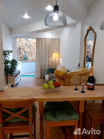 

3-к. квартира, 82 м², 2/10 эт.
