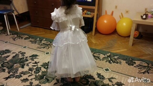 Платье нарядное