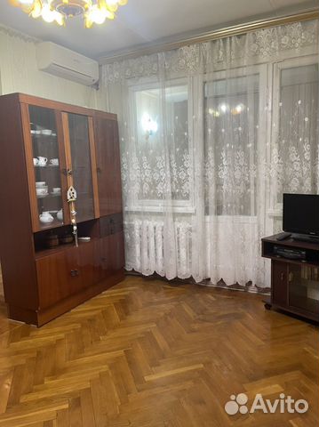 

3-к. квартира, 48 м², 5/5 эт.