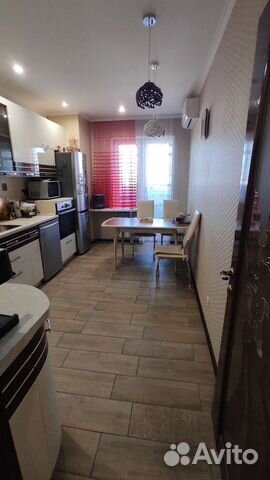 

3-к. квартира, 64 м², 7/15 эт.