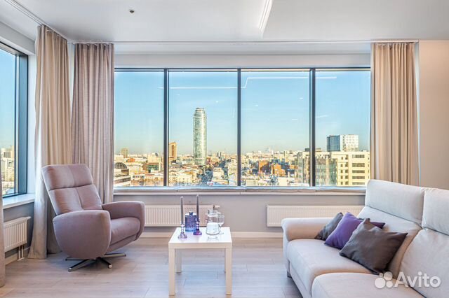 

Квартира-студия, 80 м², 3 кровати