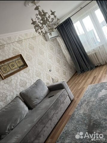 

1-к. квартира, 40 м², 10/10 эт.