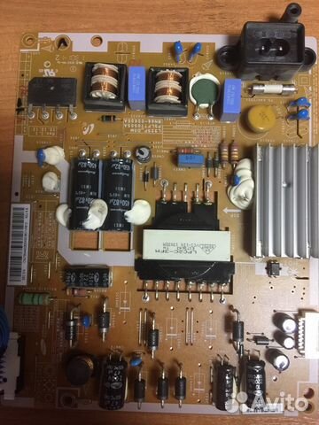 Телевизор SAMSUNG UE32F5000 по запчастям Телевизор SAMSUNG UE32F5000 по запчастям