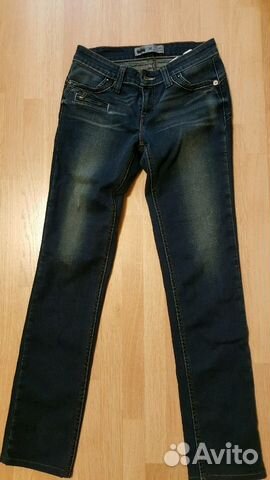 Джинсы Levis в отличном состоянии