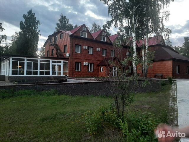 

10-к. и более коттедж, 1300 м²