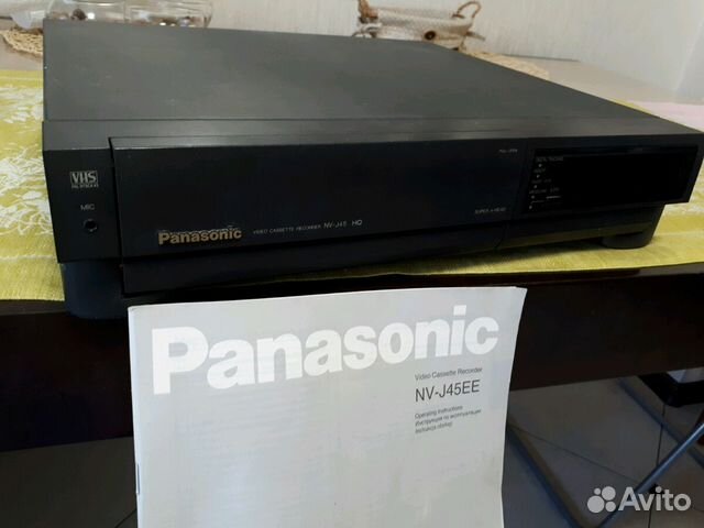 Видеомагнитофон касетный Panasonic