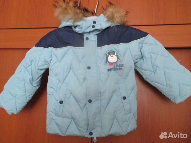 Зимняя куртка на синтепоне с мехом енота Зимняя куртка на синтепоне с мехом енота