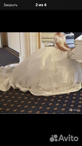 Свадебное платье