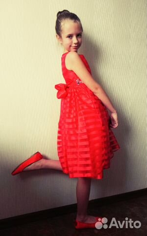 Концертное платье красного цвета Концертное платье красного цвета