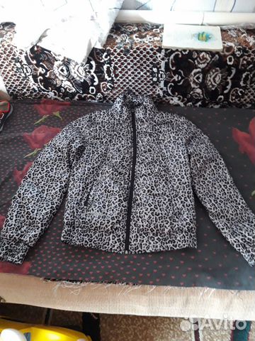 Продам легкую куртку Адидас Продам легкую куртку Адидас