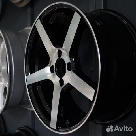 Стильные диски CV3 R16 4x100 MB на Hyundai Solaris Стильные диски CV3 R16 4x100 MB на Hyundai Solaris