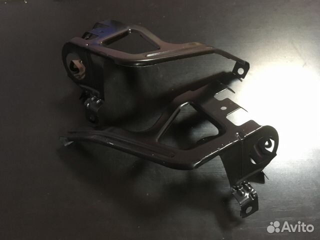 Кронштейн крыла правый и левый бмв ф10 BMW 5 Кронштейн крыла правый и левый бмв ф10 BMW 5