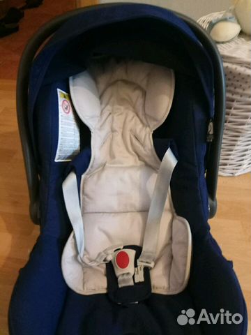 Автомобильное кресло Автомобильное кресло
