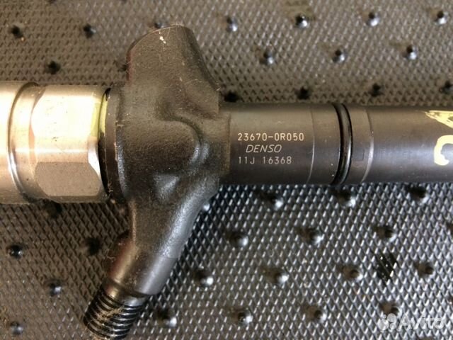 Форсунки топливные Denso б/у 23670-0R050