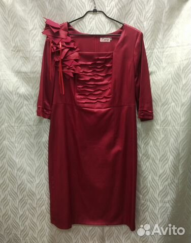 Платье праздничное б/у (р.50-52)